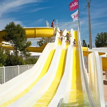 Officiel Siblu Le Montourey Campingplads